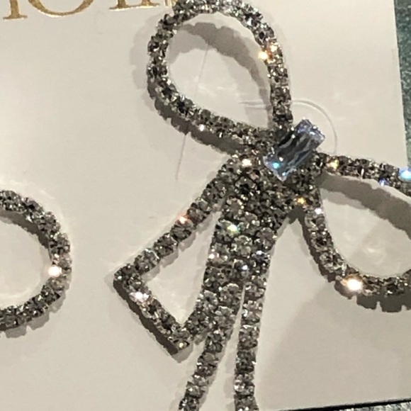 Crystal rhinestone blinged faux diamond oversized bow earrings new - Picture 10 of 11